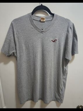 Hollister V Neck Tee Gray Logo Mens XL